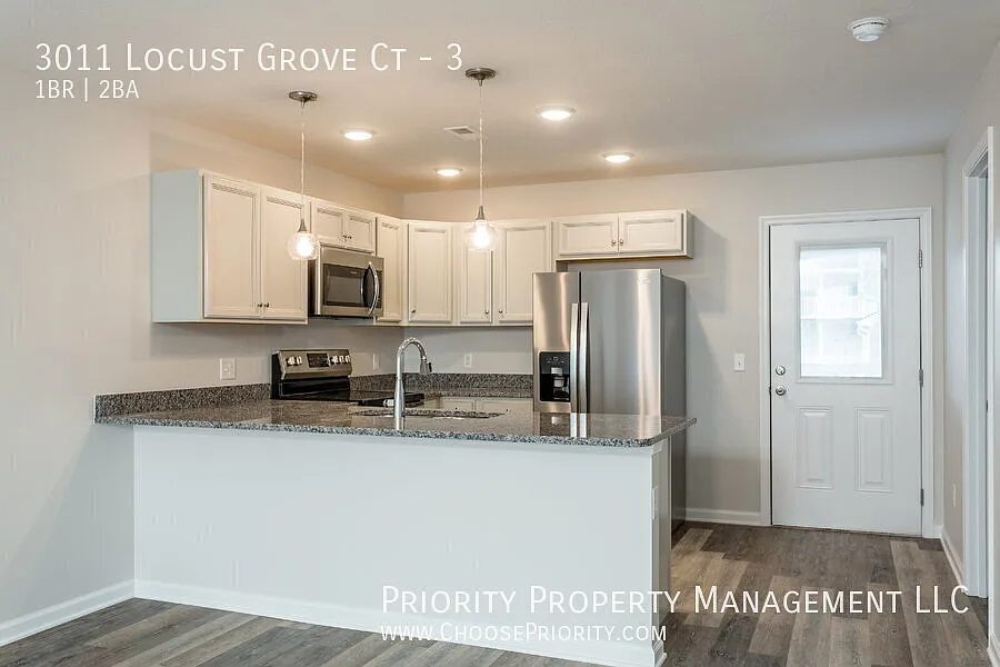 Building Photo - 3011 Locust Grove Ct #3