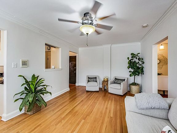 2nd image of 1103 Holly Ct APT 205