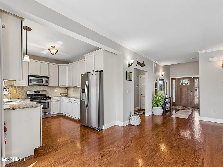 45 E Pampano Dr — Photo 11