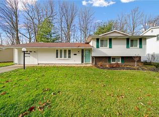 6594 Berkshire Dr, Mentor, OH 44060