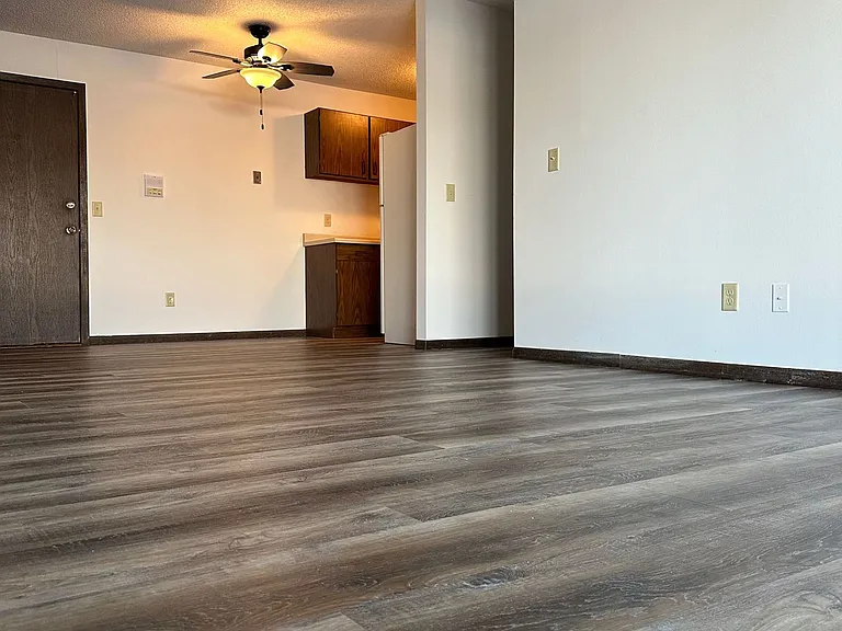 636 Monroe St — Photo 13