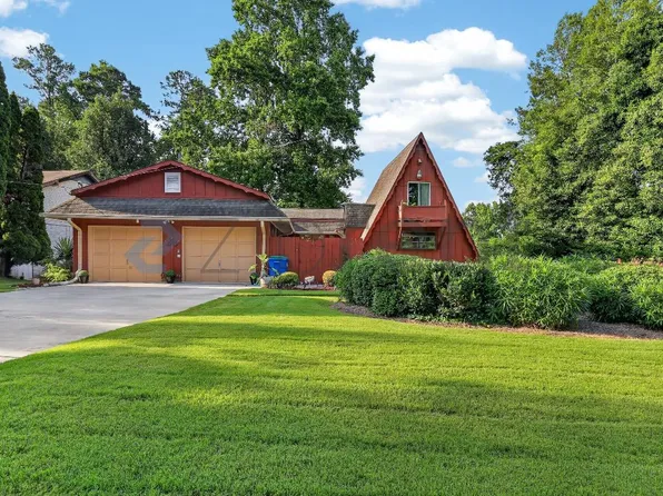 5625 Montilly Cir, Atlanta, GA 30349