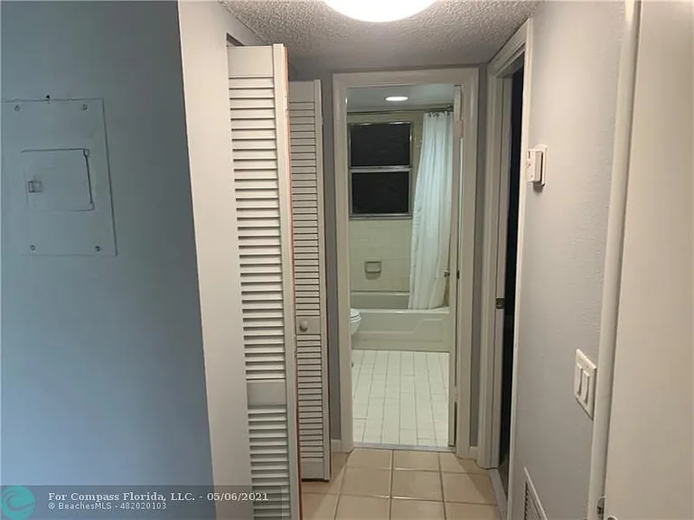 430 SE 2nd Ave #3E — Photo 24
