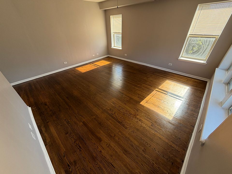 1st image of 8248 S Eberhart Ave