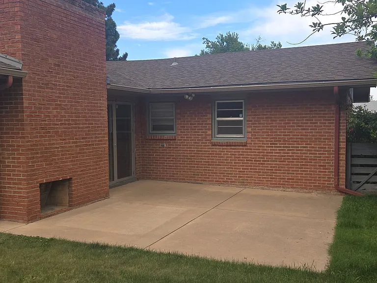 822 Orion Dr — Photo 4