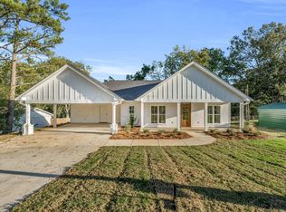 6 Pontotoc St, Starkville, MS 39759