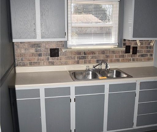 3rd image of 135 Republic Ave NW