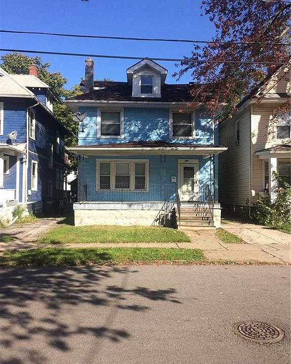 1st image of 100 Victoria Ave