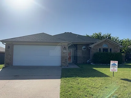 4406 Barrington Trl Photo 1