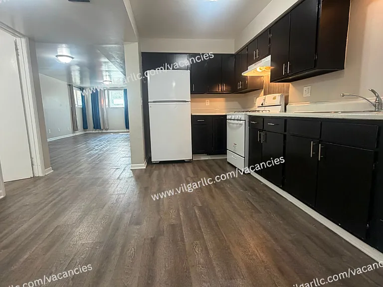 3931 Ivy St — Photo 3