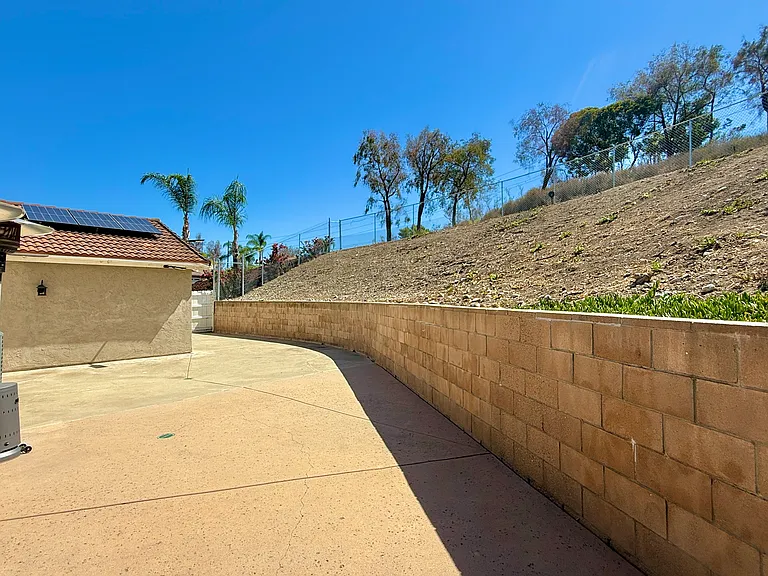 14911 La Manda Dr — Photo 46