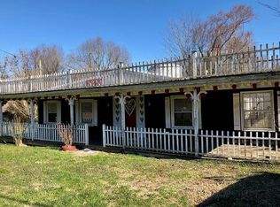 1050 Powers Rd, Paducah, KY 42003