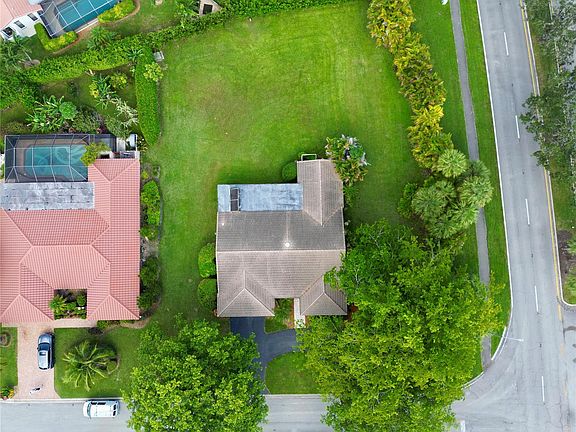 2nd image of 1528 NW 107th Drive