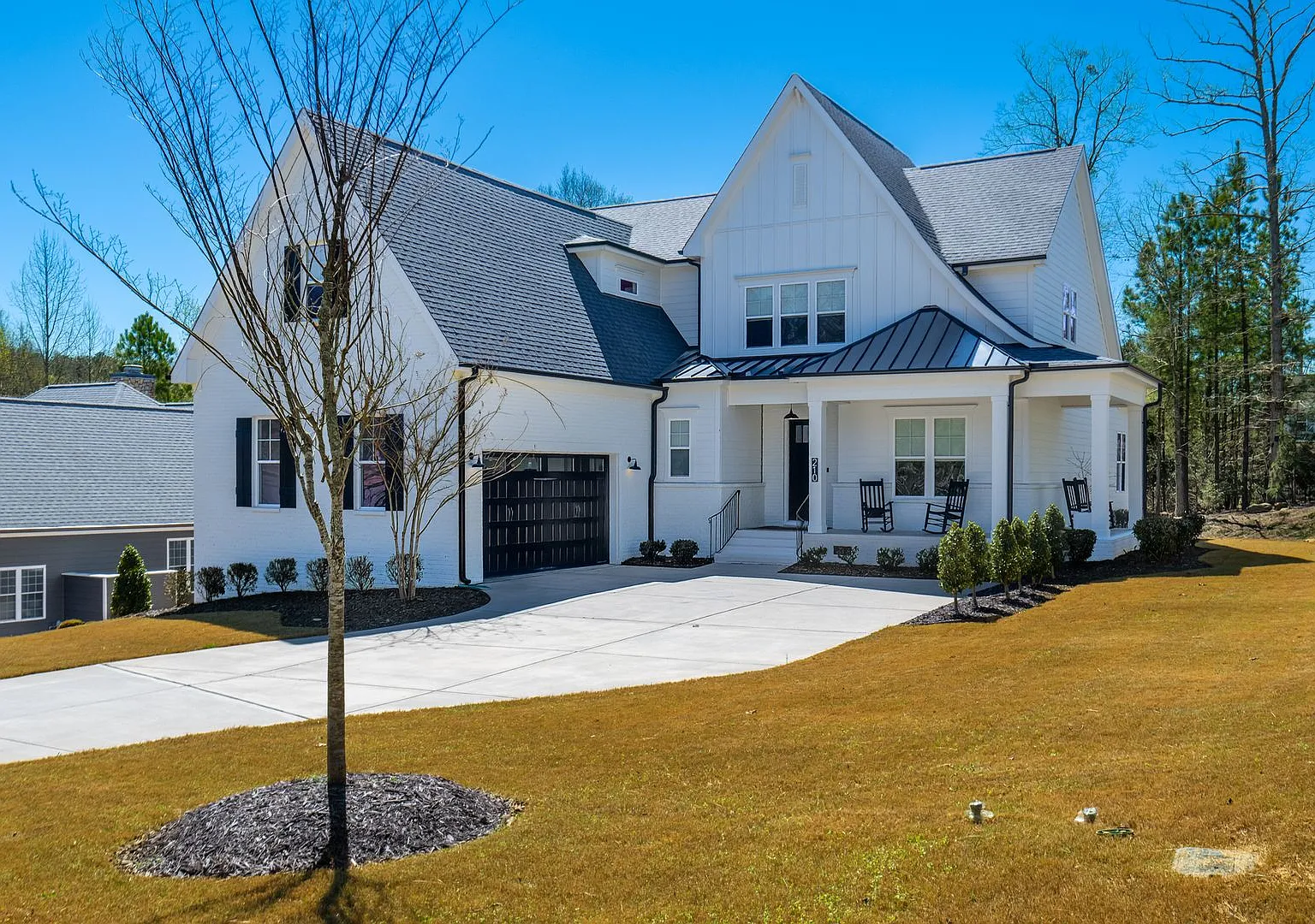 Spacious 4BR Home with Office & Covered Porch in Chapel Ridge — Photo 2