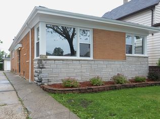 9806 S Morgan St, Chicago, IL 60643