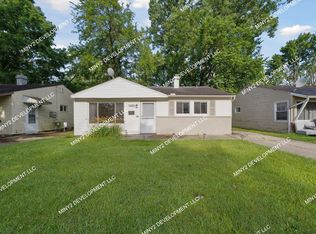 21921 Blackstone St, Oak Park, MI 48237