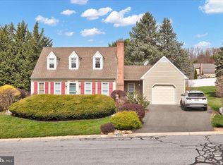 3233 Maplecrest Ter, Lancaster, PA 17601