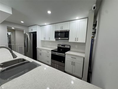 7081 Environ Blvd APT 140, Lauderhill, FL, 33319