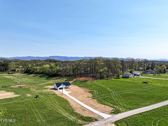 2nd image of 300 Gibson Loop