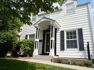 326 21st St NE, Cedar Rapids, IA 52402