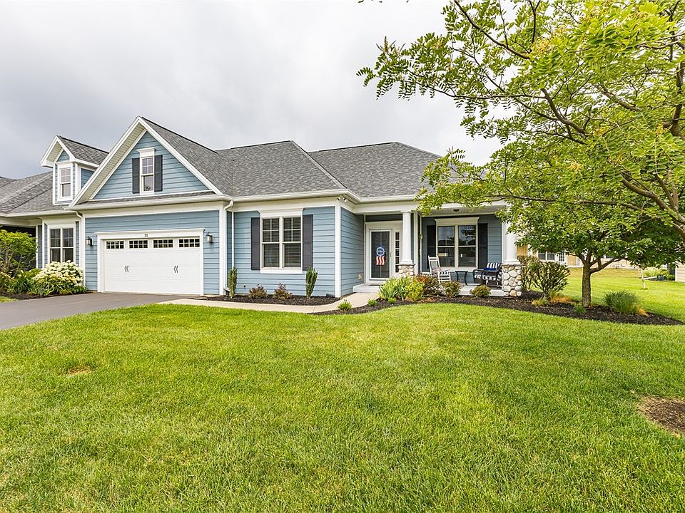1st image of 215 Bretlyn Cir