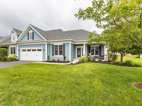 215 Bretlyn Cir, Rochester, NY 14618