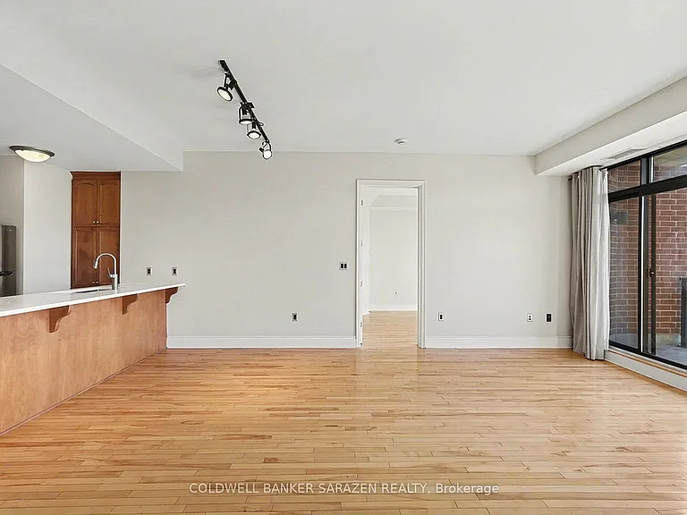 375 Lisgar St #801 — Photo 16