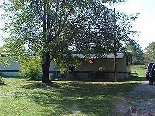 2nd image of 10482 Knowlton Rd