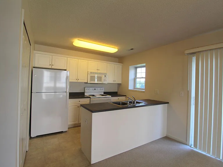 1036 John Hancock Pl — Photo 8