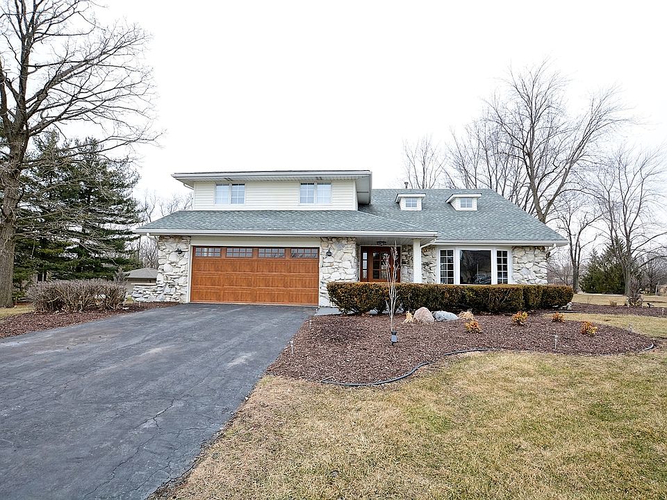 1st image of 15052 W Glen View Ct