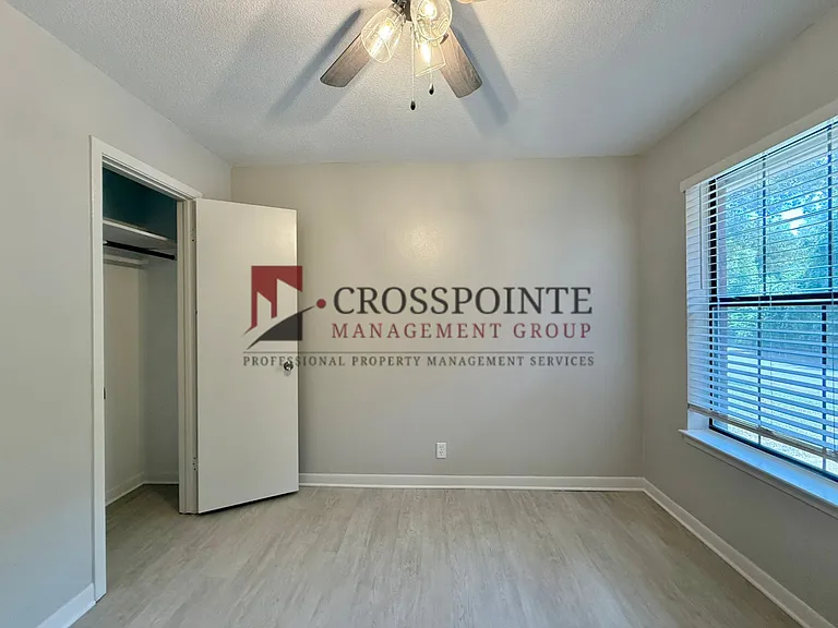 1103 Donna Dr — Photo 15