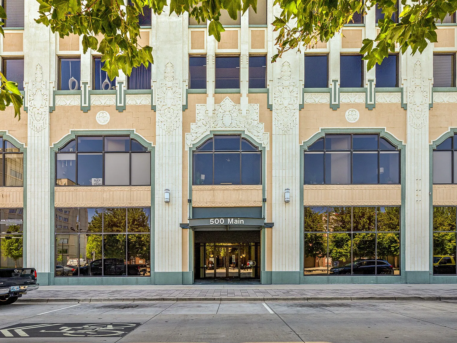 The Montgomery — Photo 3