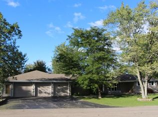 12416 W Hendee Rd, Beach Park, IL 60087