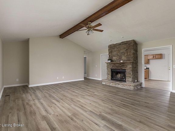 5th image of 94 McIntosh Ct