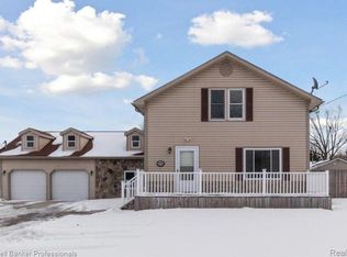 5279 Fenton Rd, Flint, MI 48507