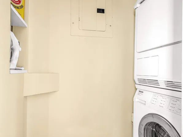 174 East 74th Street image 11 of 11