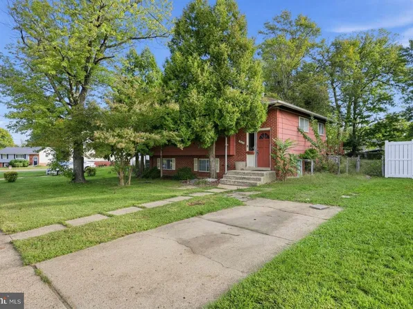 2102 Wintergreen Ave, District Heights, MD 20747