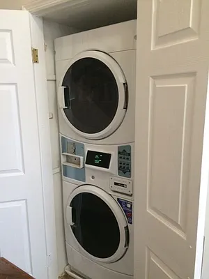 Rented by Heights Realty Advisors | media 11