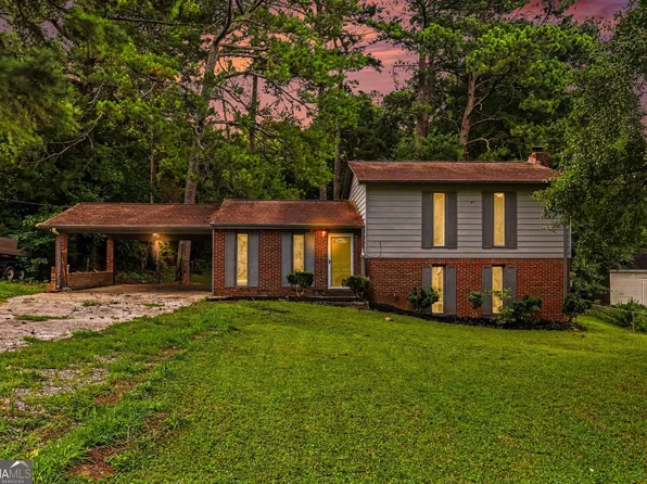 3124 Stanford Cir, Lawrenceville, GA 30044