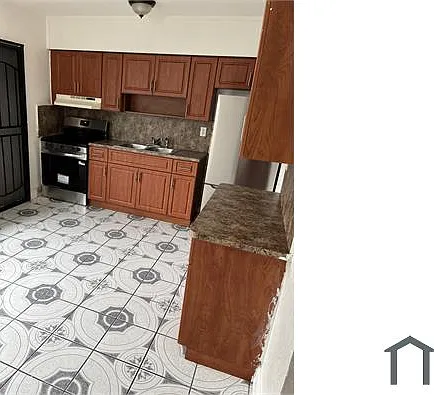 1209 NE 110th St — Photo 15