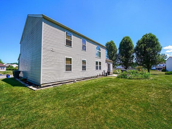 5th image of 277 Caitlan Ct