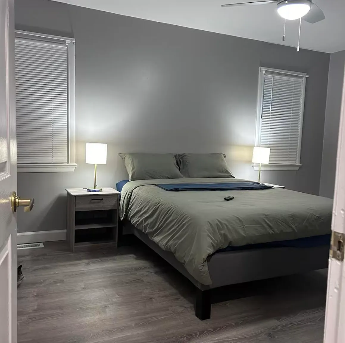 4 bed, 2.0 bath, 1226 sqft, $3,000 — Photo 4