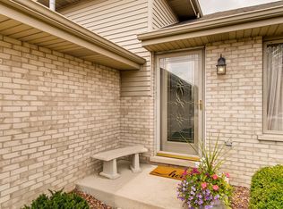 2907 Bisbee Dr, Joliet, IL 60432