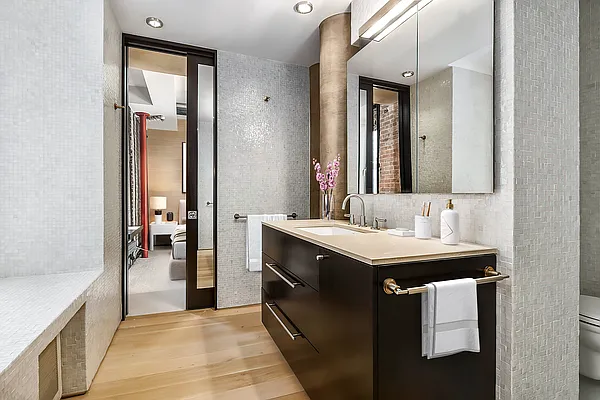 Sold by Coleman Real Estate Group | media 16