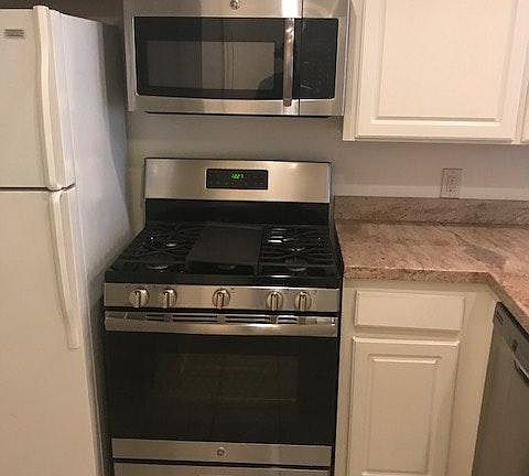 BRAND NEW STAINELESS APPLICANCES