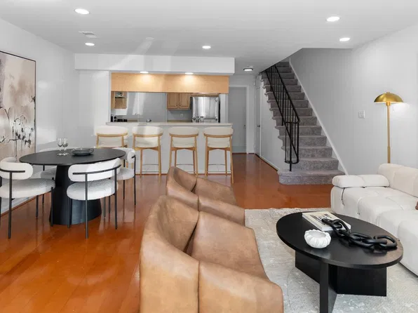 2117 N Monroe St APT D, Arlington, VA 22207