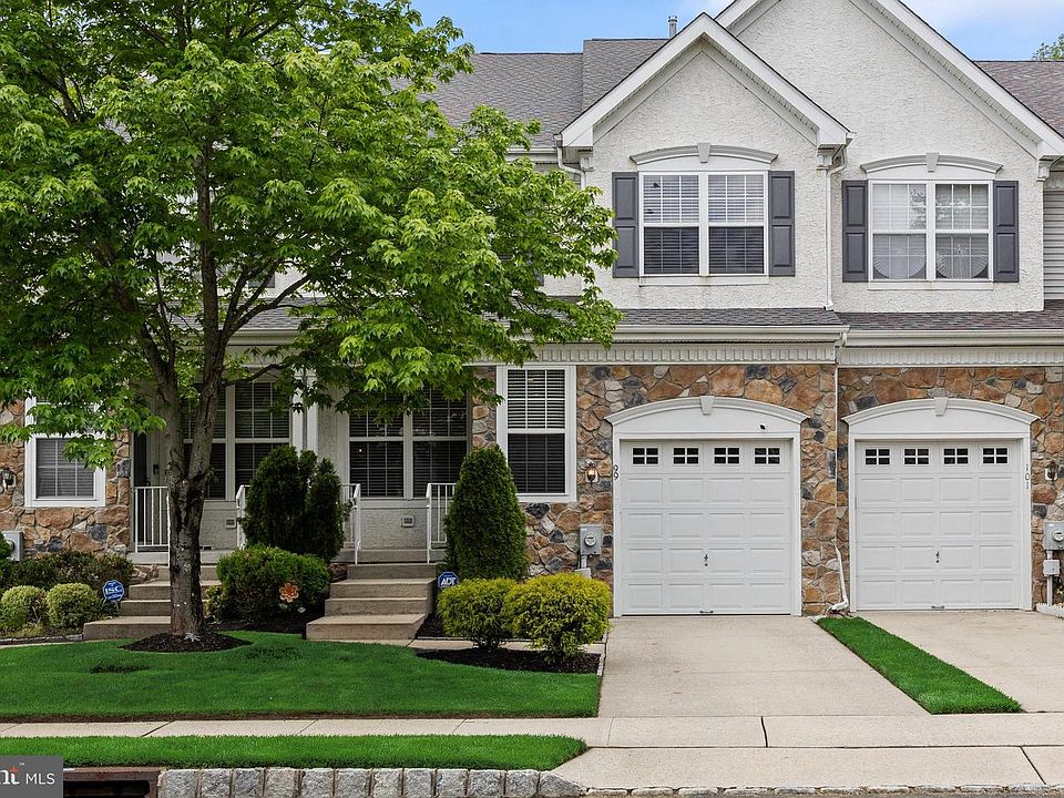 1st image of 99 Weaver Dr