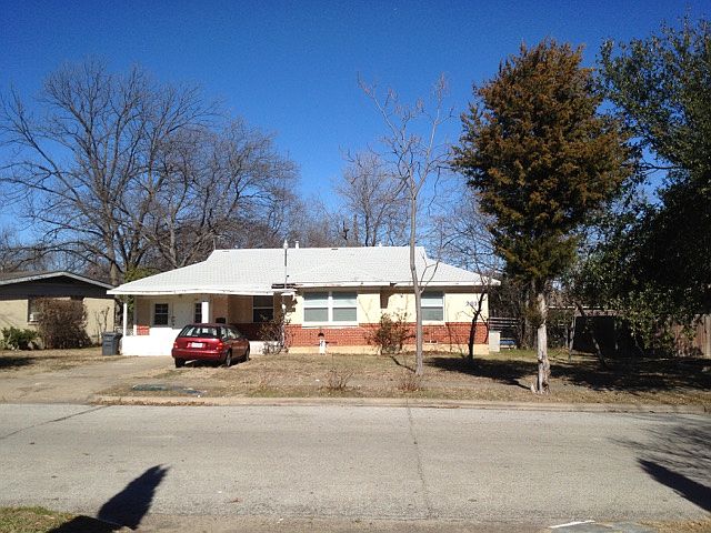 2nd image of 2819 Tisinger Ave