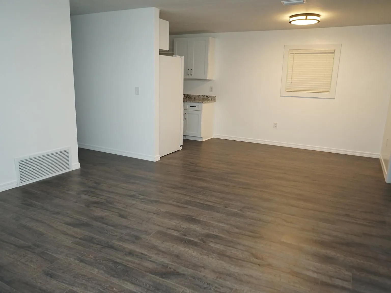3 bed, 1348 sqft, $1,475 — Photo 2