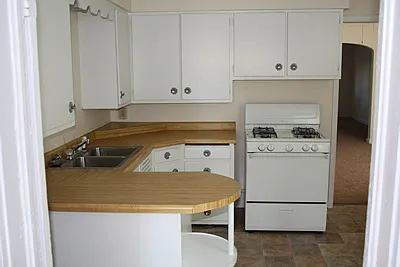 3 bed, 1.0 bath, 580 sqft, $1,150 — Photo 16